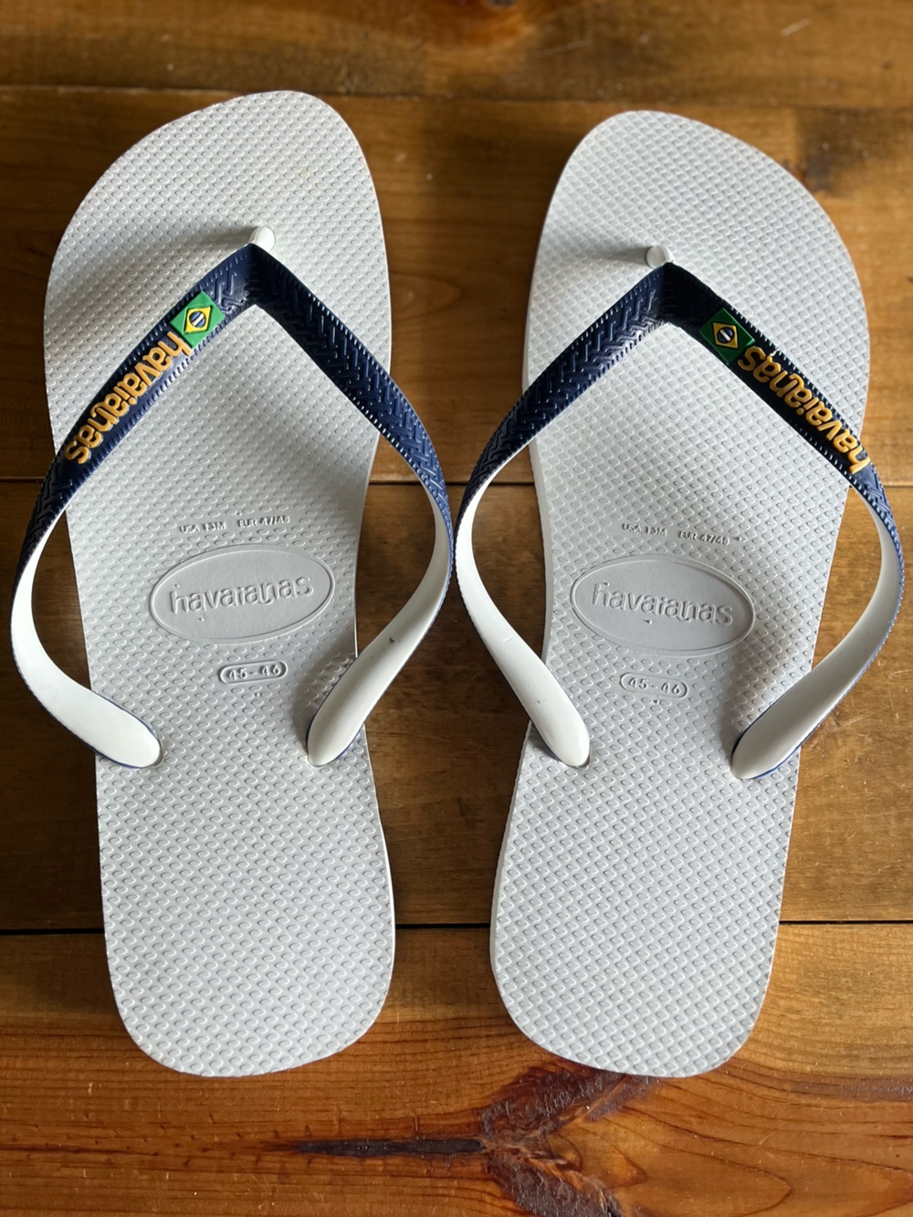 Havaianas White Flip Flops with Navy Straps